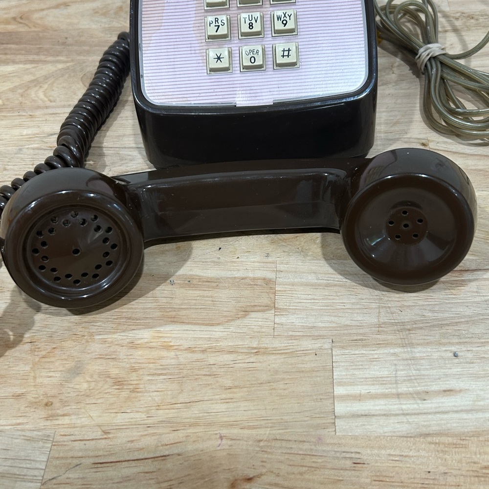 Vintage GTE Automatic Electric Push-Button Desk Telephone Phone w/ Handset Brown - Picture 4 of 13